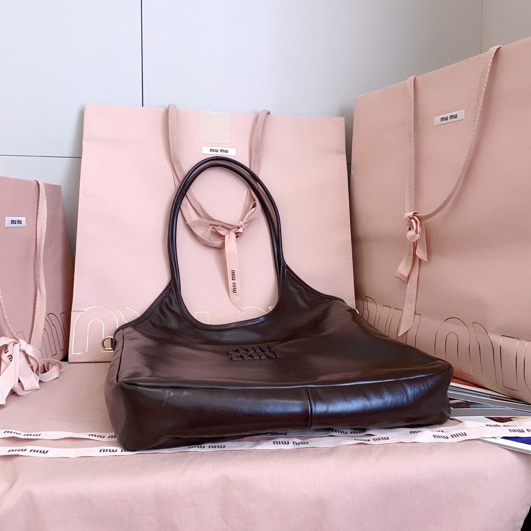 Miu Miu Women's Brown Ivy Leather Shoulder Bag