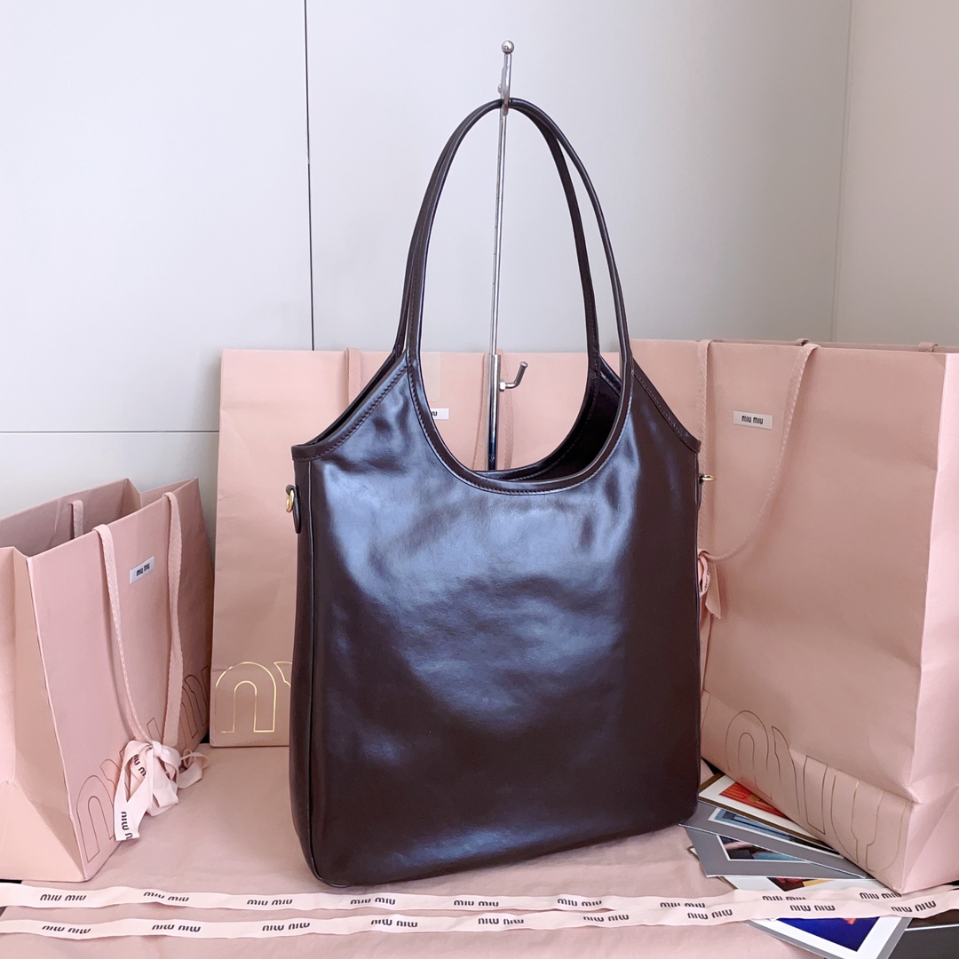 Miu Miu Women's Brown Ivy Leather Shoulder Bag