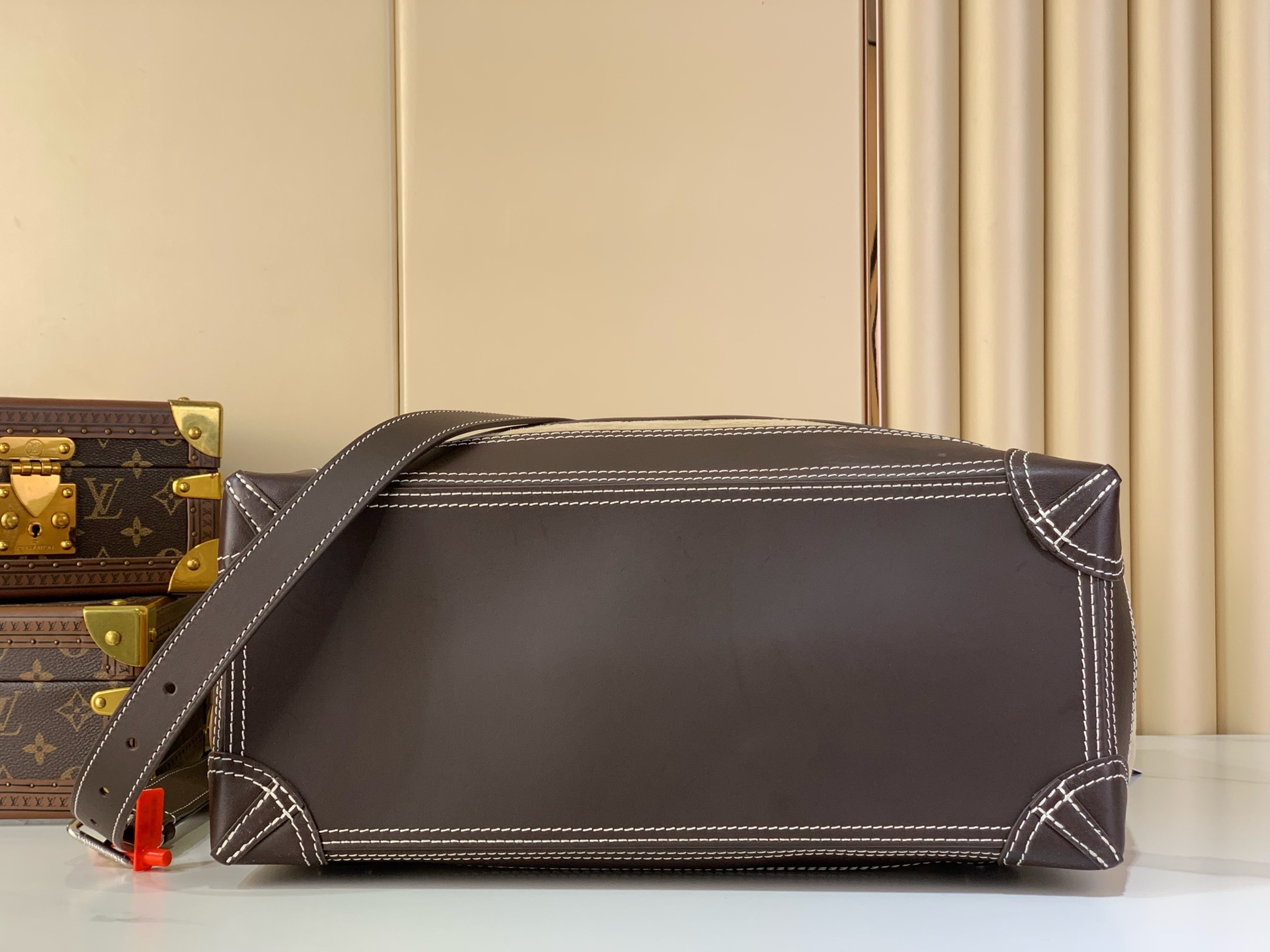 LOUIS VUITTON M26019 Steamer 40