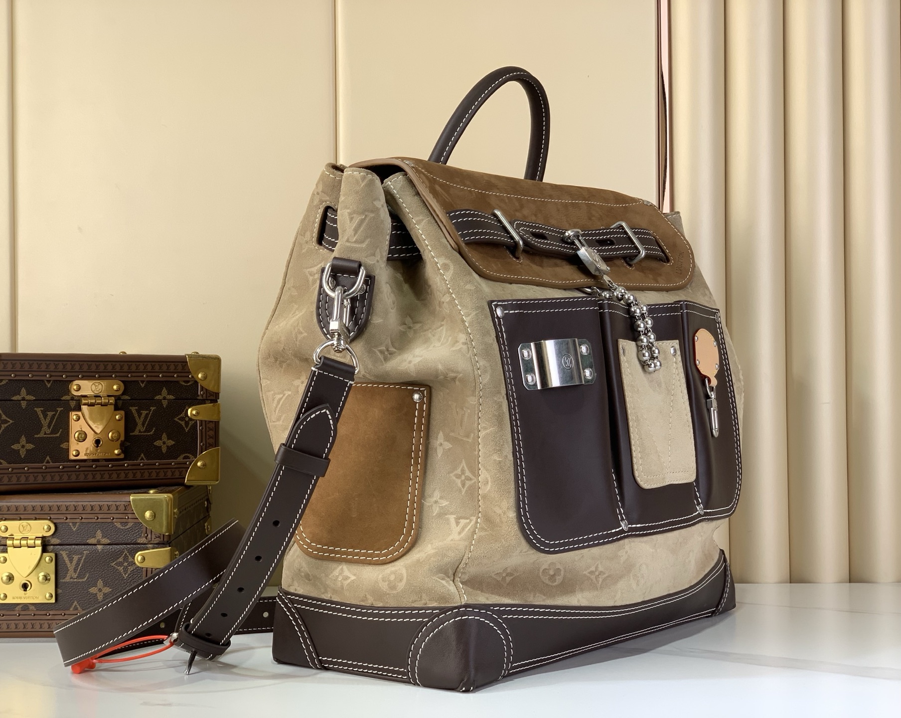 LOUIS VUITTON M26019 Steamer 40