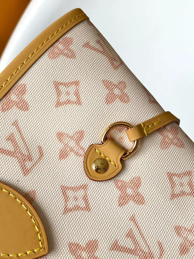 LOUIS VUITTON M27521 NEVERFULL Medium Handbag