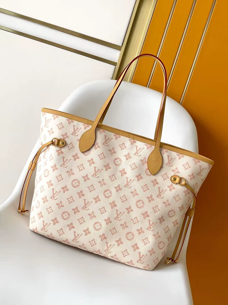 LOUIS VUITTON M27521 NEVERFULL Medium Handbag