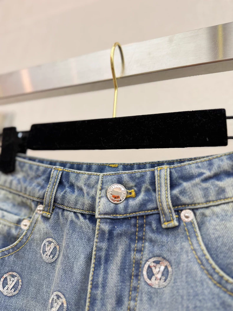 LOUIS VUITTON 1AIPP6 Signature Sequin Bootcut Jeans