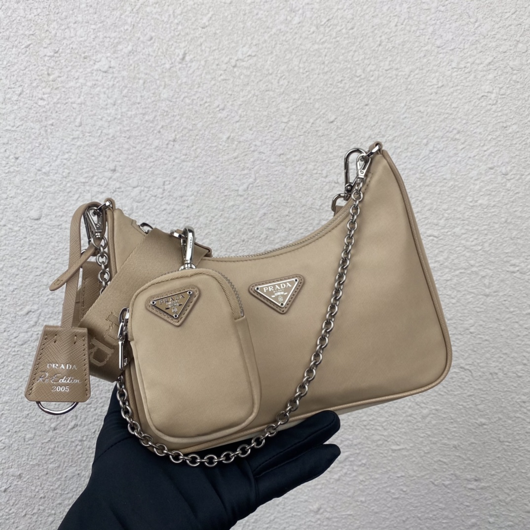 Prada Re-Edition 2005 Re-Nylon and Saffiano leather bag with charm