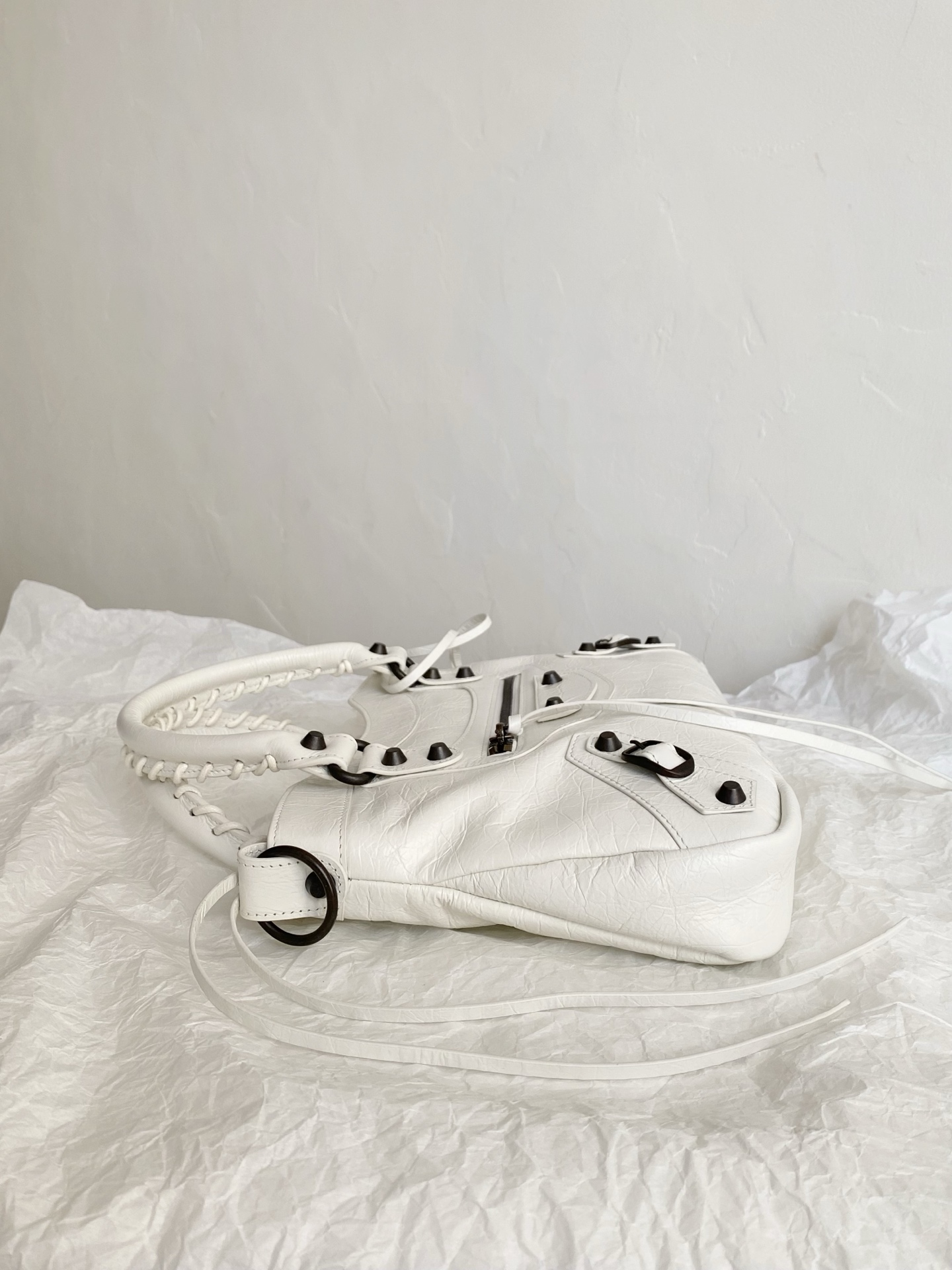 Balenciaga Le City Bag in Waxed White