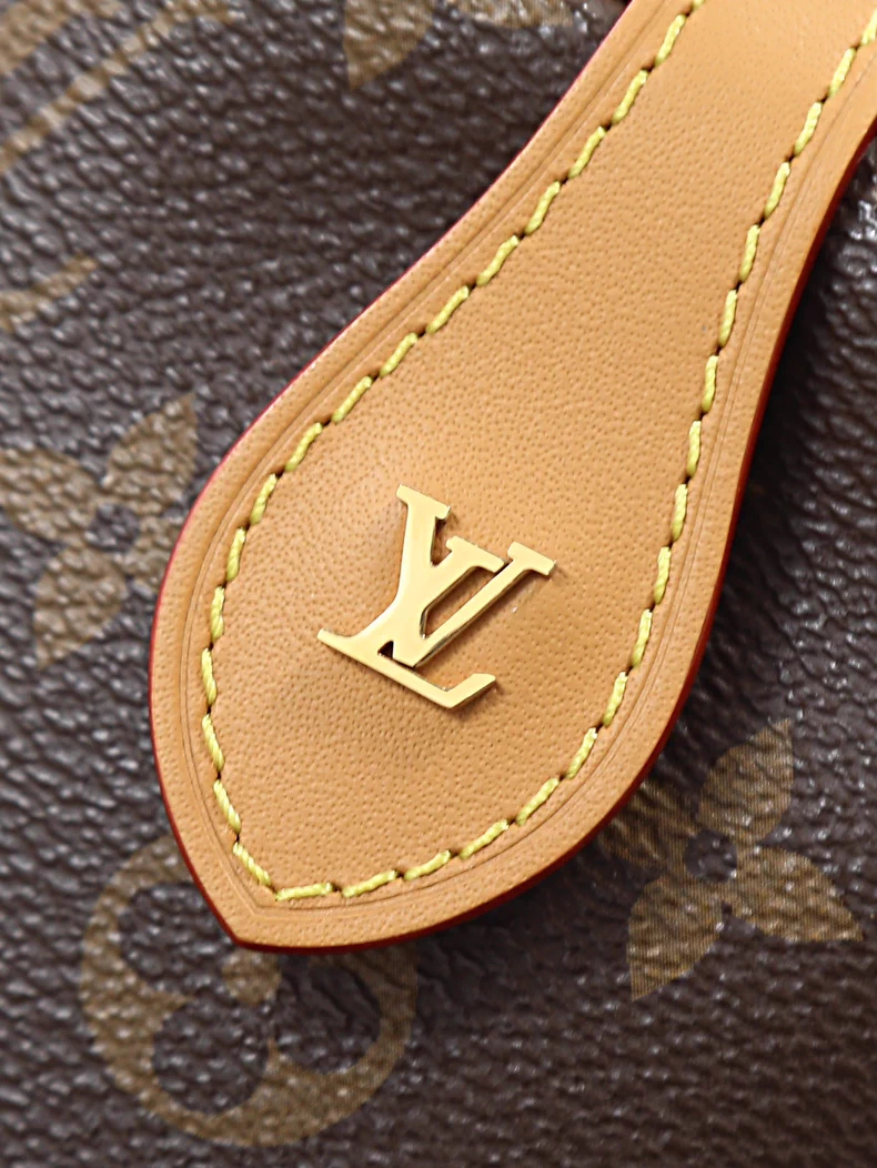LOUIS VUITTON M80874 Fold Me Pouch