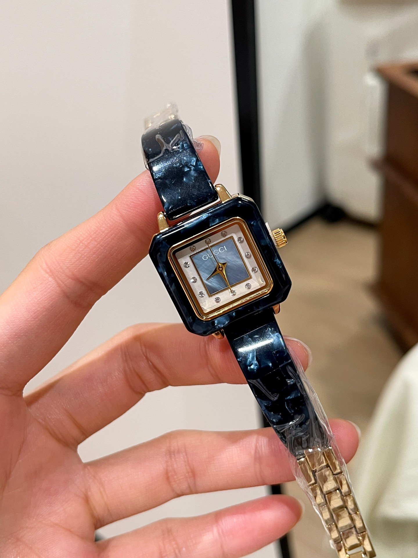 Gucci Square MOP Watch