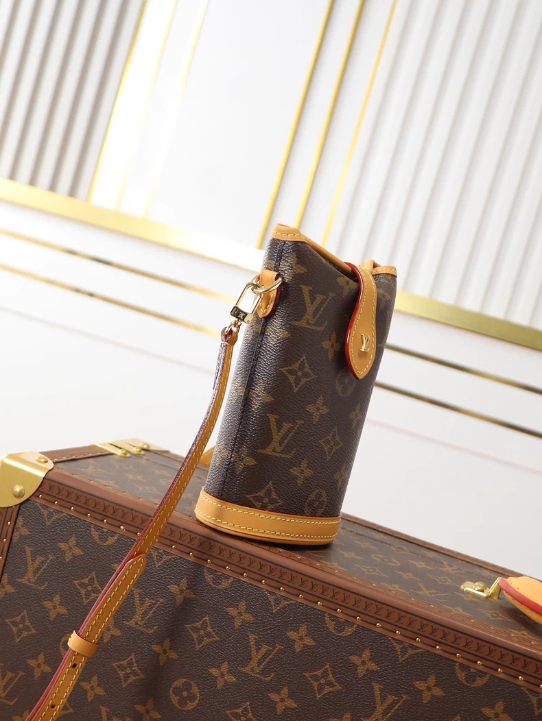 LOUIS VUITTON M80874 Fold Me Pouch