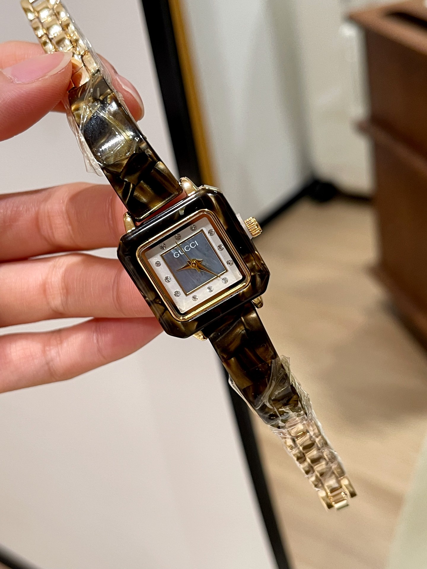 Gucci Square MOP Watch