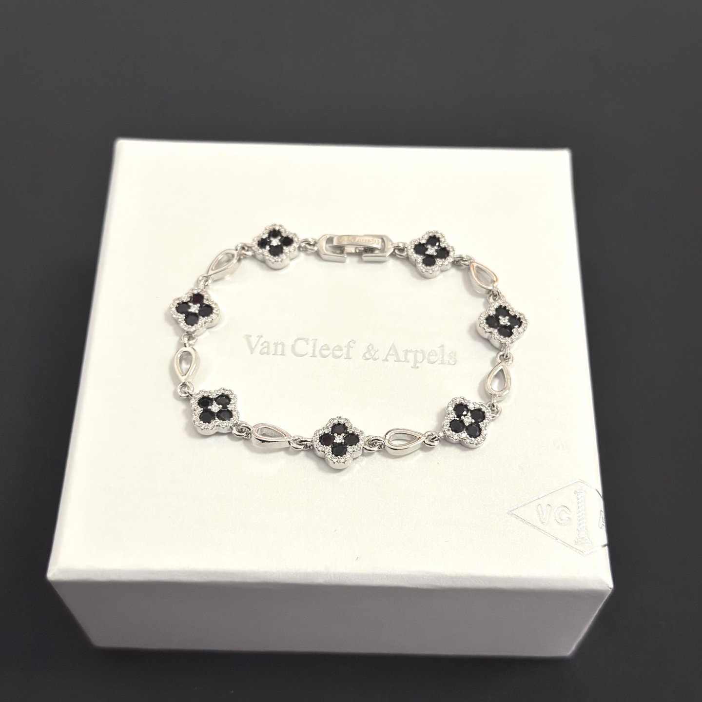 ✨ Seiko Original x VCA Inspired Bracelet (Model 43) is HERE!