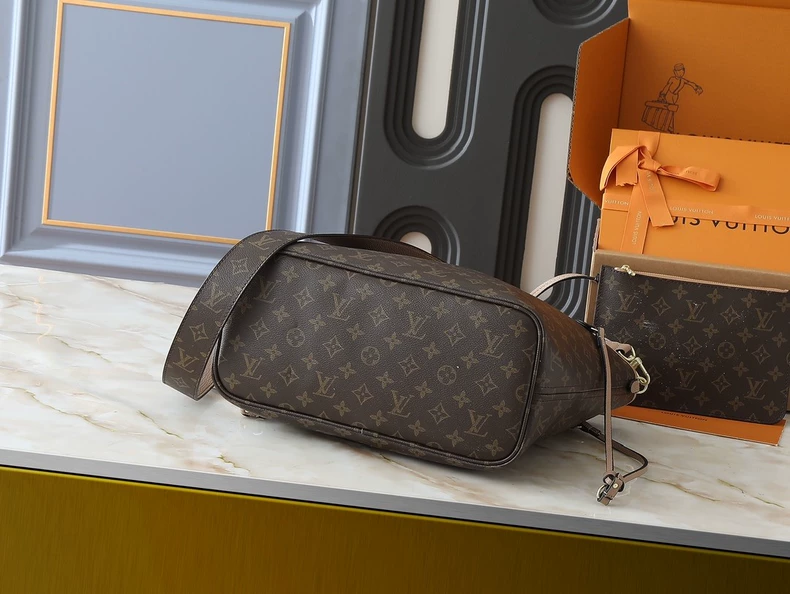 LOUIS VUITTON M28407 Neverfull Inside Out MM