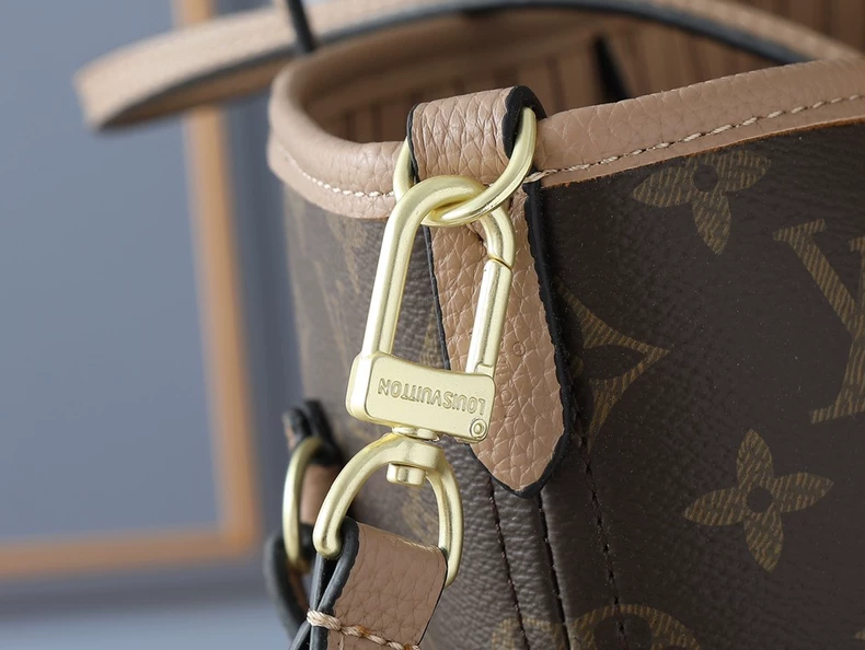 LOUIS VUITTON M28407 Neverfull Inside Out MM