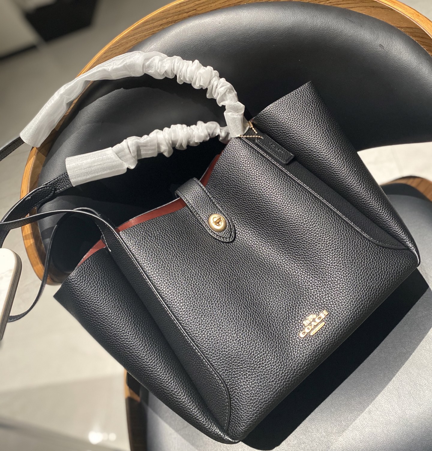 COACH Hadley Tote Bag in Full-Grain Pebbled Leather (Black)