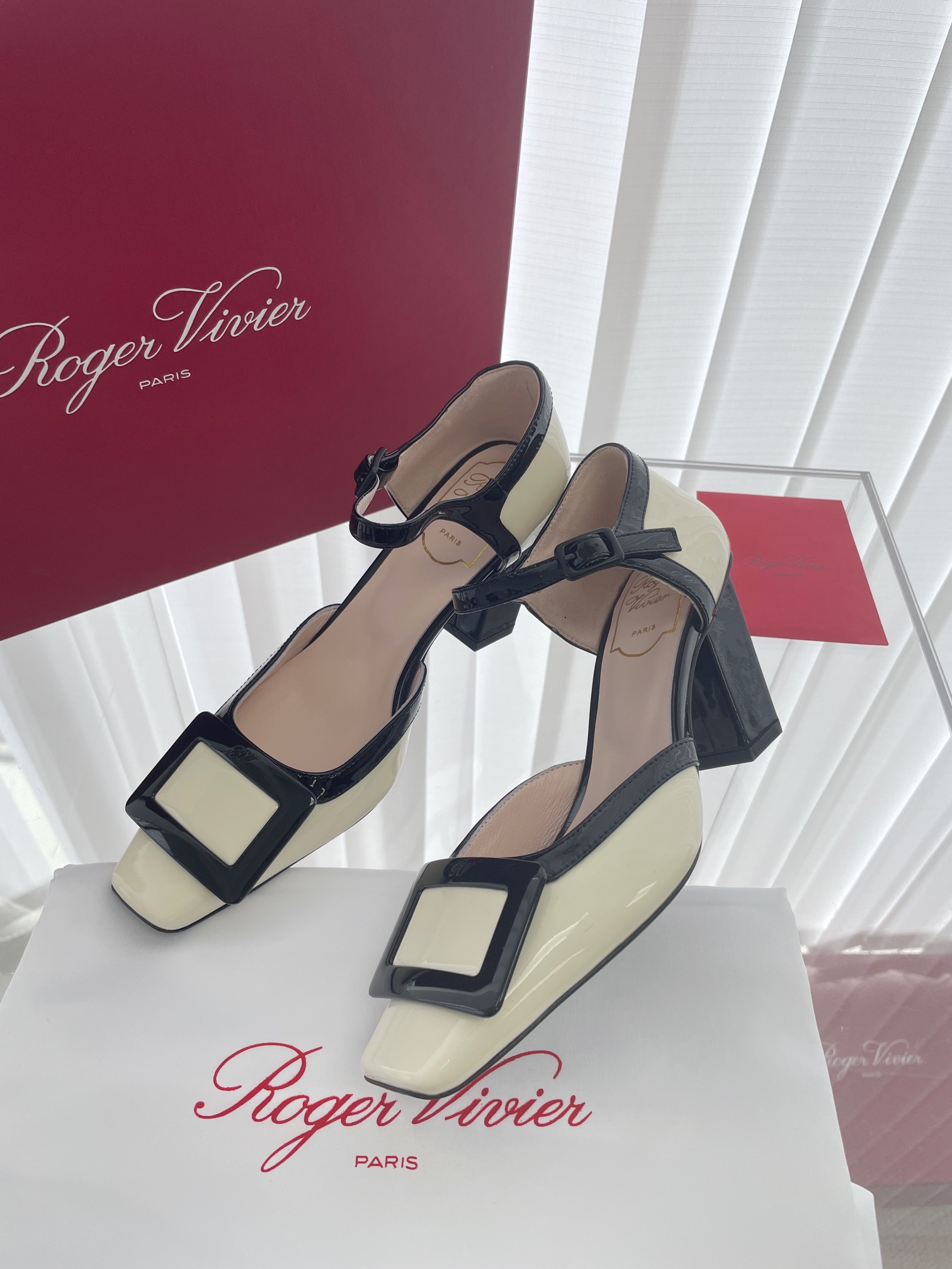 Roger Vivier Patent Leather Sandals