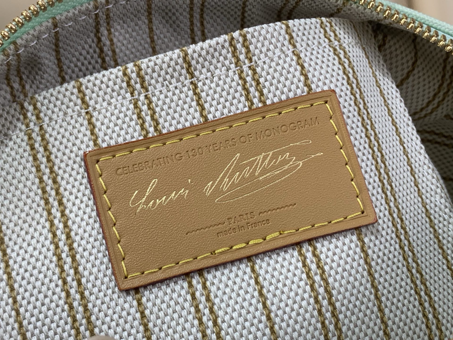 LOUIS VUITTON M27530 New Speedy Bandoulière 20