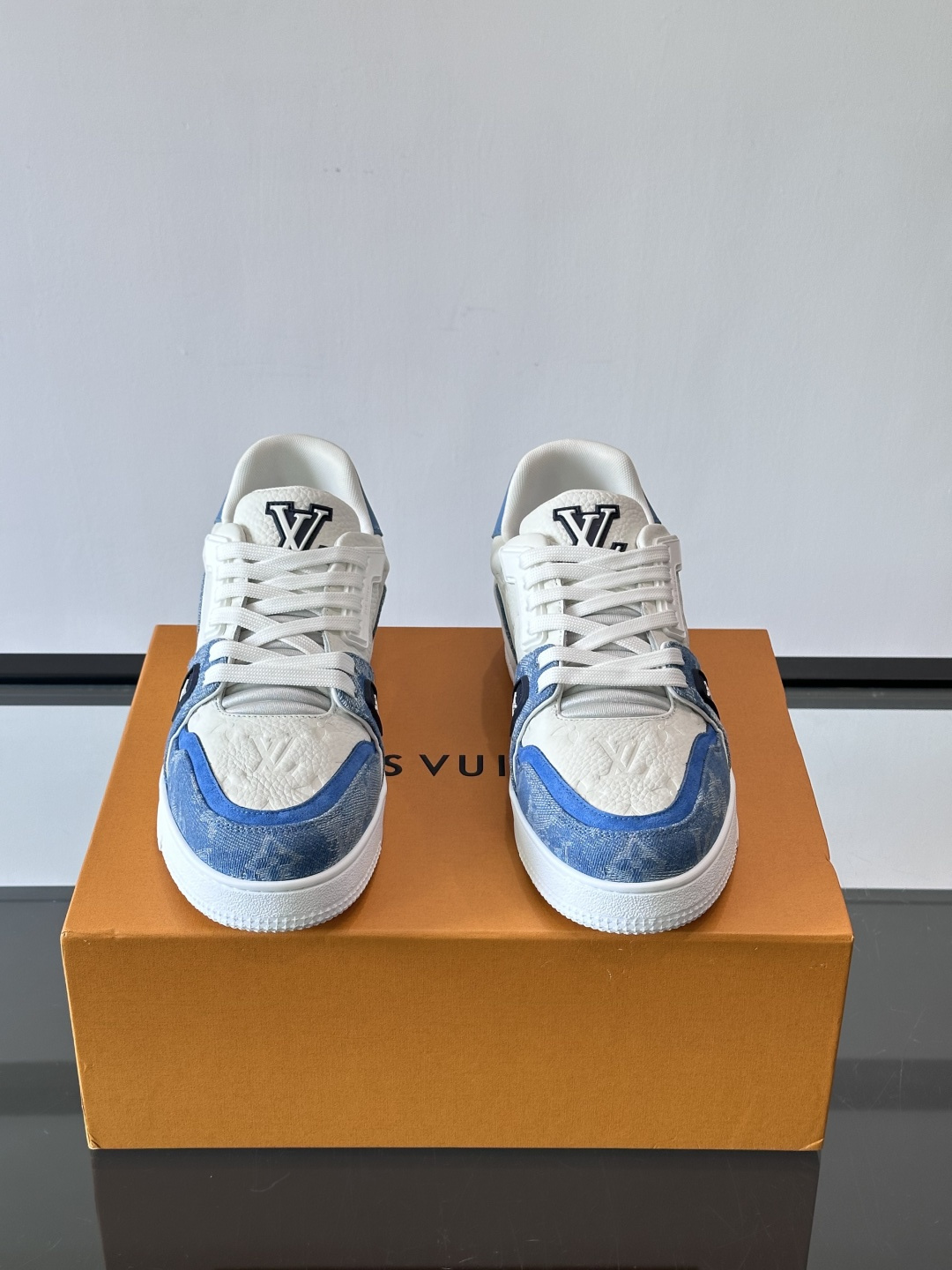 Louis Vuitton Trainer Sneaker