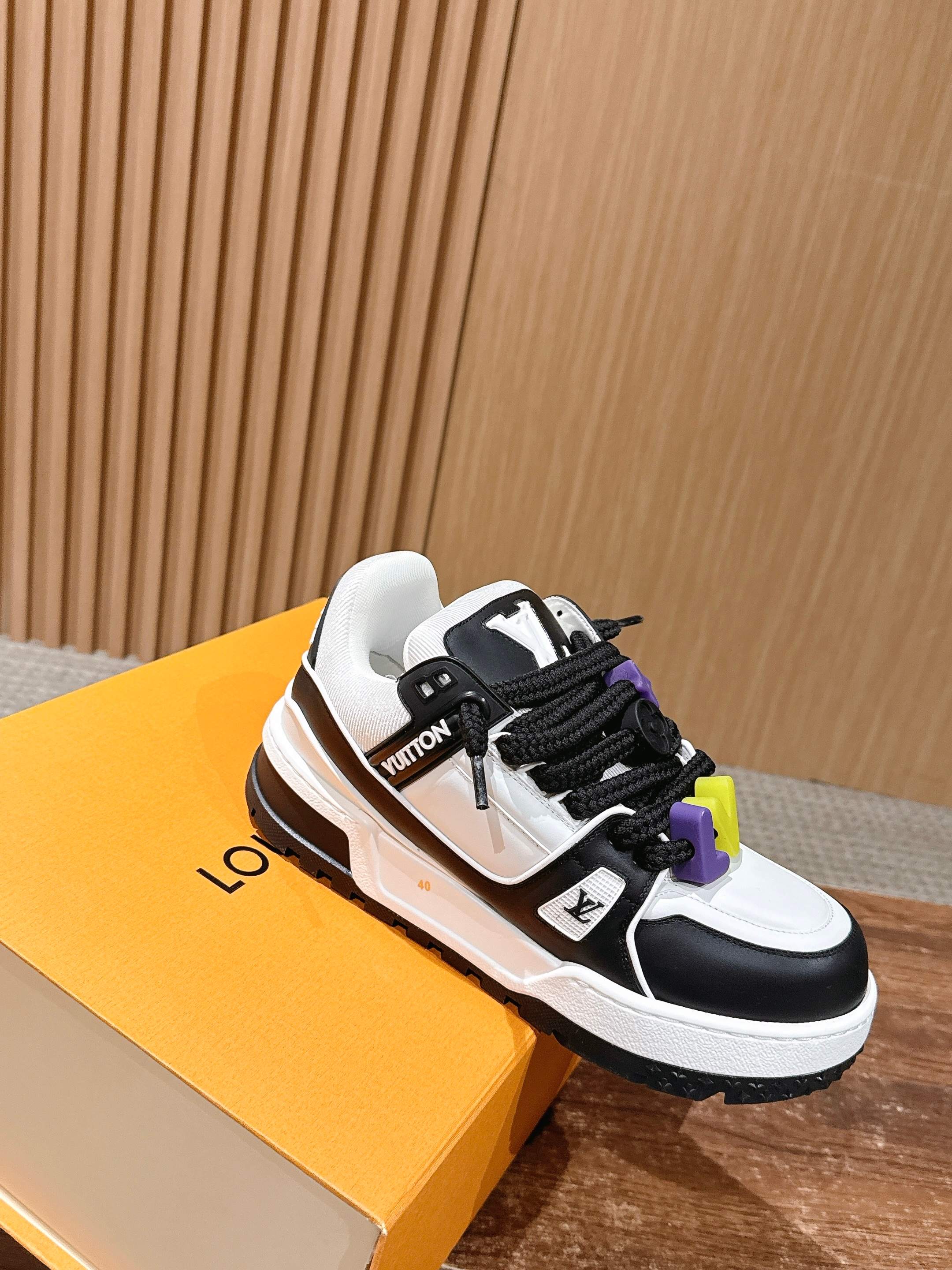 Louis Vuitton 1ABZQG LV Trainer Maxi Sneaker