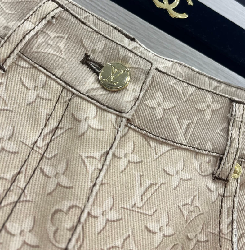 Louis Vuitton 1AJGXD 3D Monogram Jeans