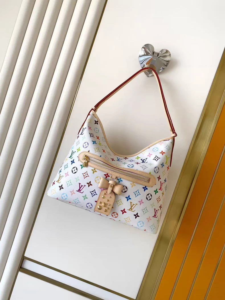 LOUIS VUITTON M27582 NEW LV x TM Lineup