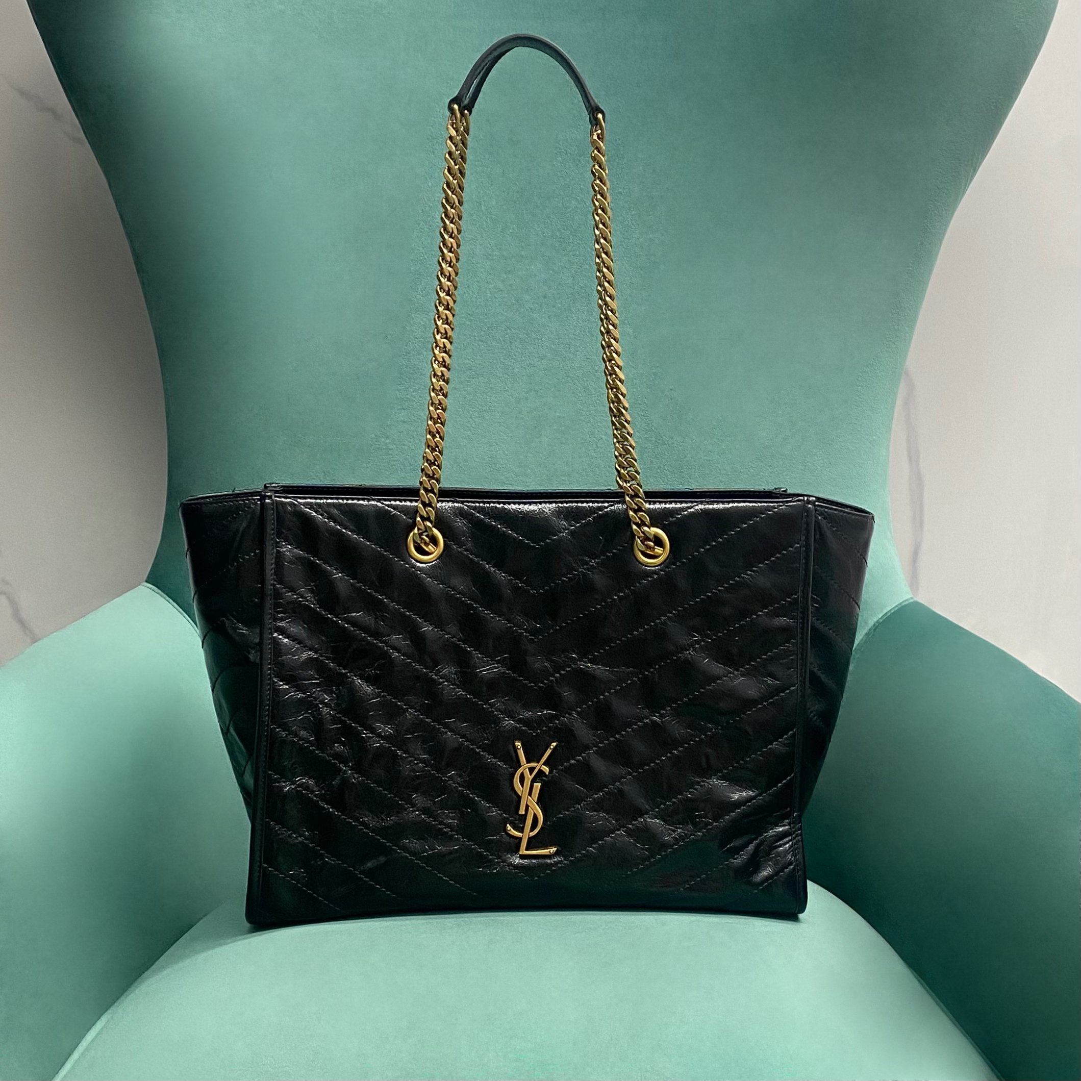 Saint Laurent NIKI shopping in vintage leather