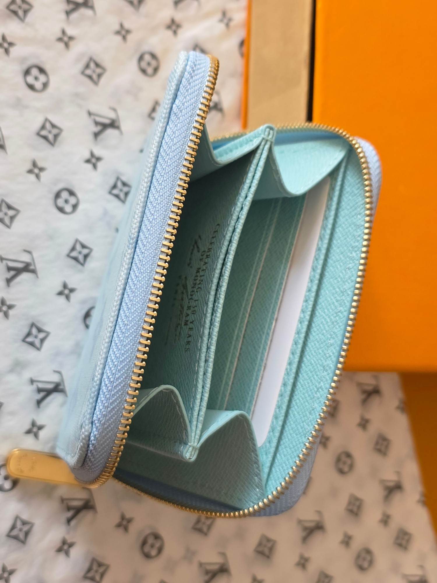 LOUIS VUITTON M27721 NEW Zippy Coin Purse