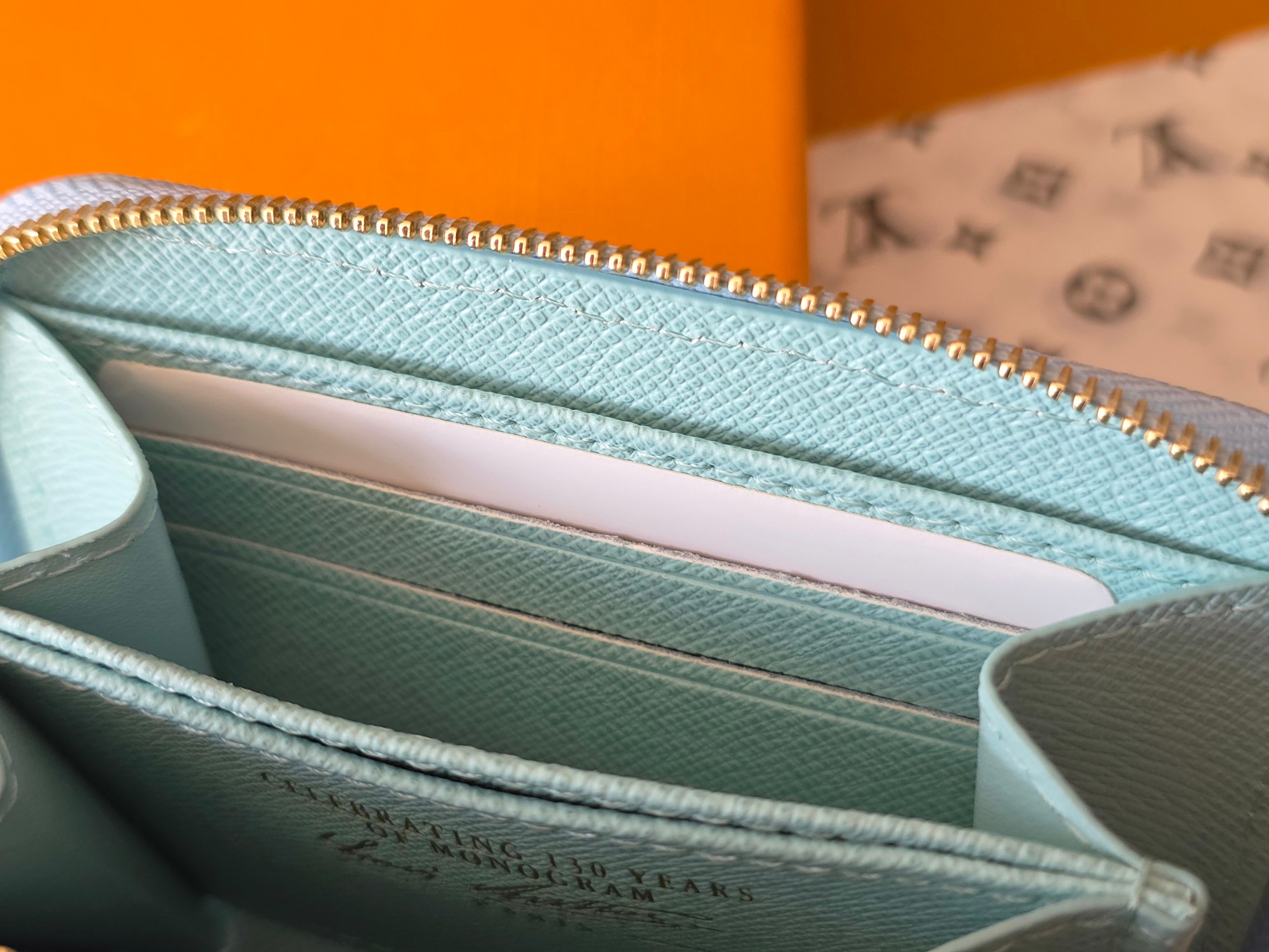 LOUIS VUITTON M27721 NEW Zippy Coin Purse