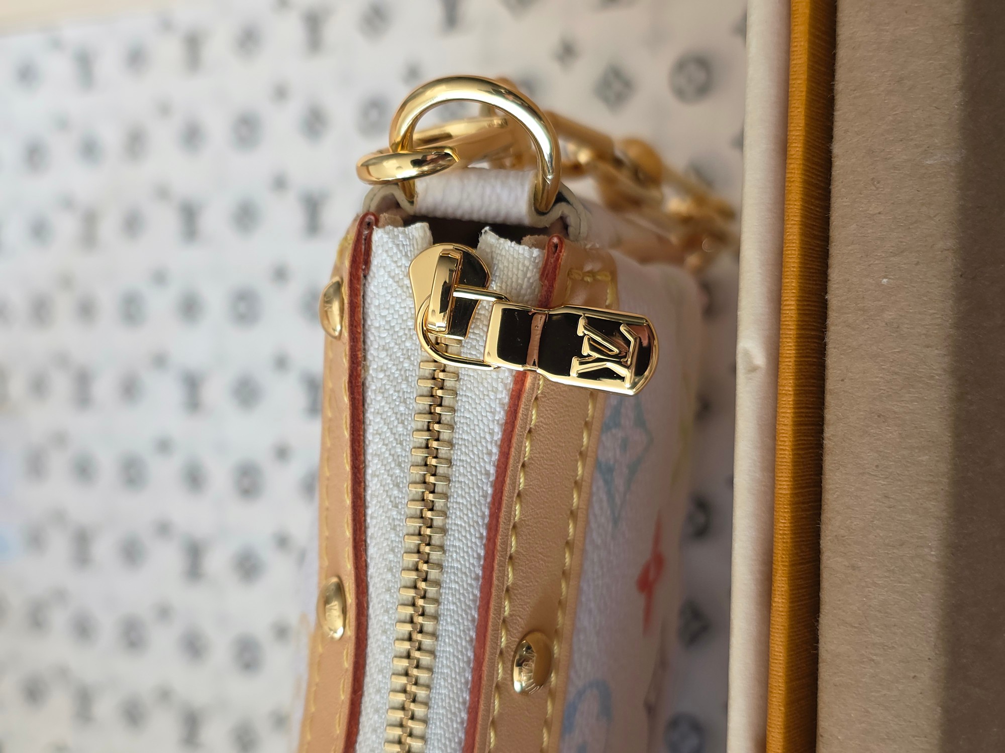 LOUIS VUITTON M13404 New Drop LV x TM Pochette Accessoires