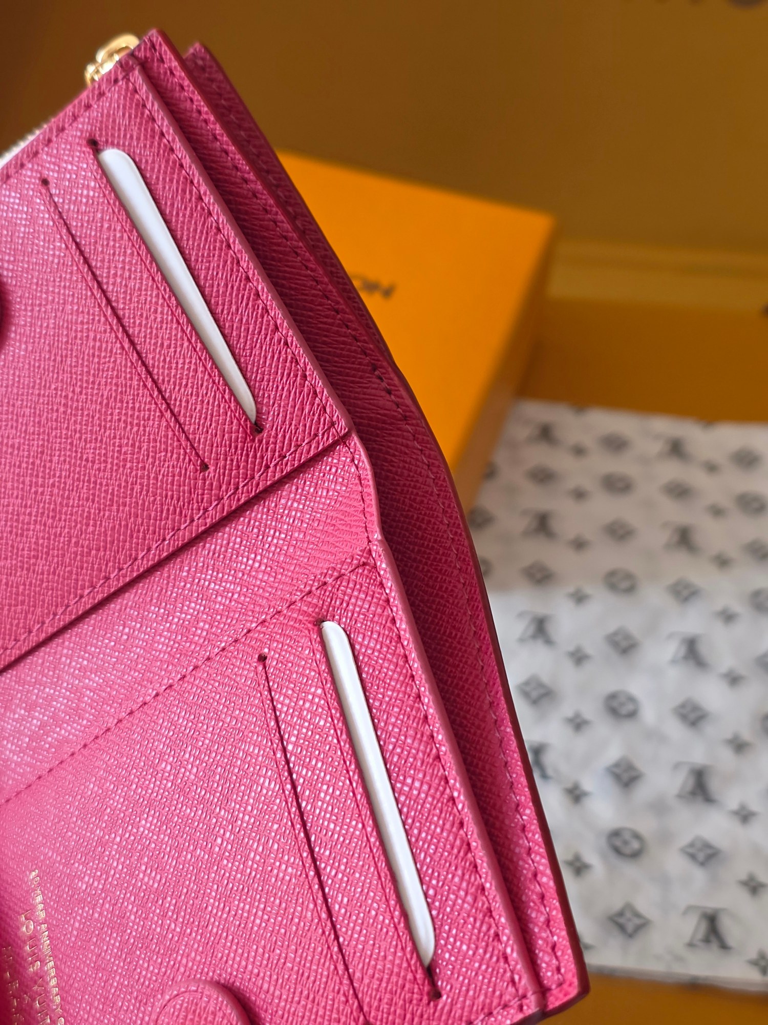 LOUIS VUITTON M27736 NEW LV x TM Lisa Wallet