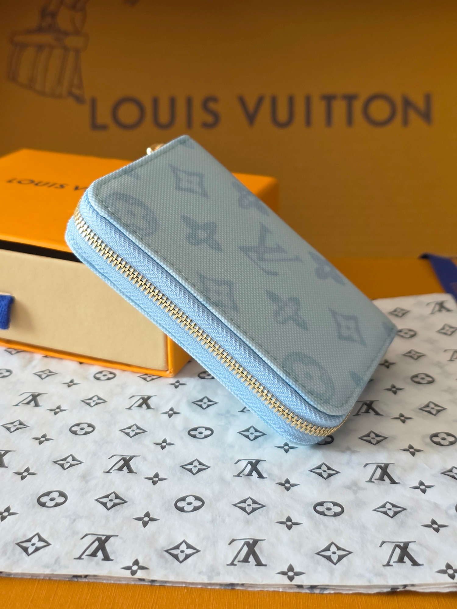 LOUIS VUITTON M27721 NEW Zippy Coin Purse