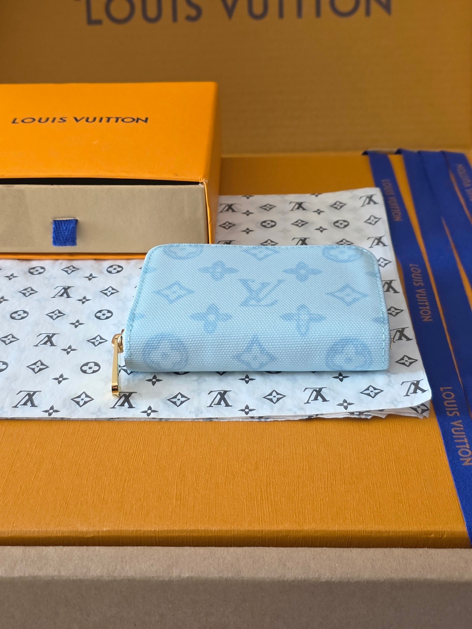 LOUIS VUITTON M27721 NEW Zippy Coin Purse