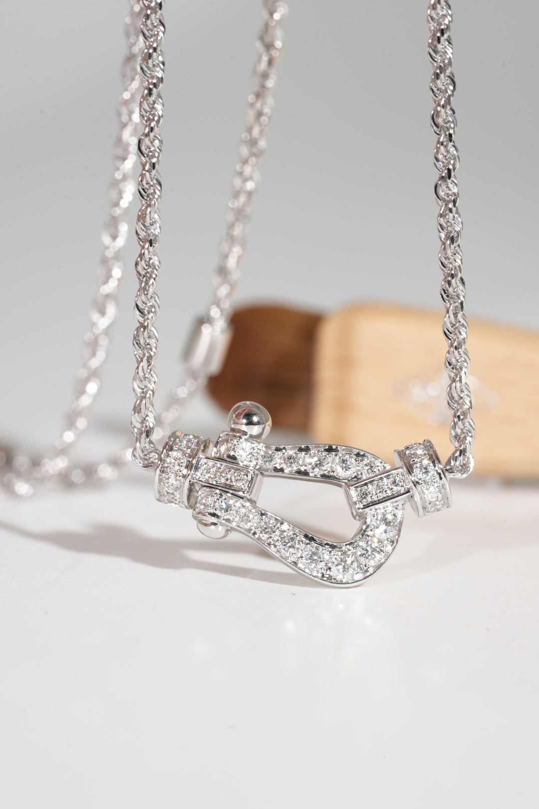 FRED Full-Diamond Horseshoe Buckle Necklace