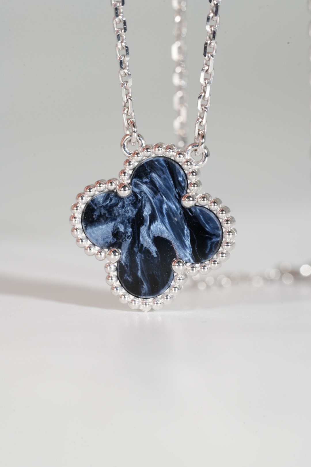 VCA Pietersite Single-Motif Necklace