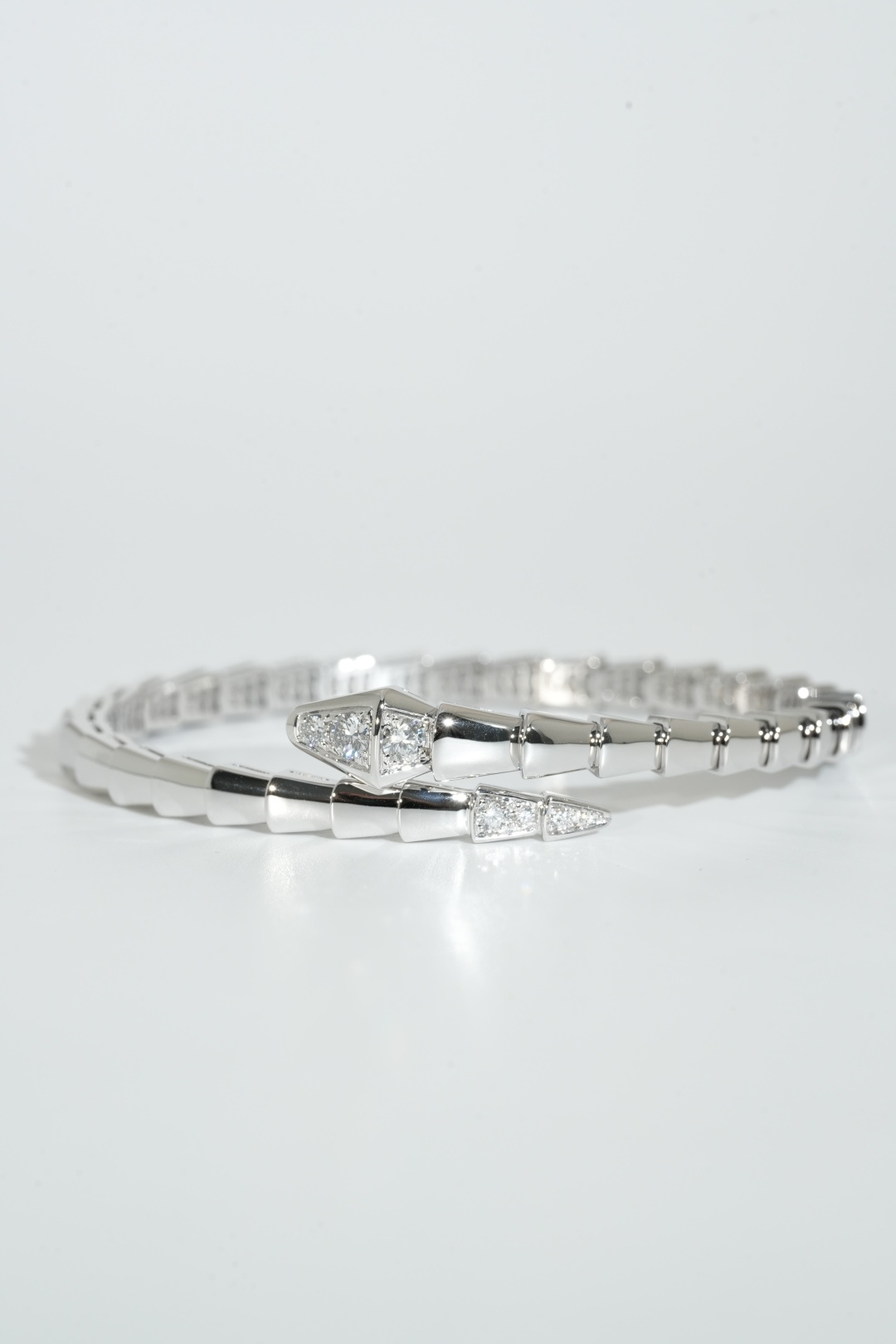 BVLGARI Full-Diamond Serpenti Ring