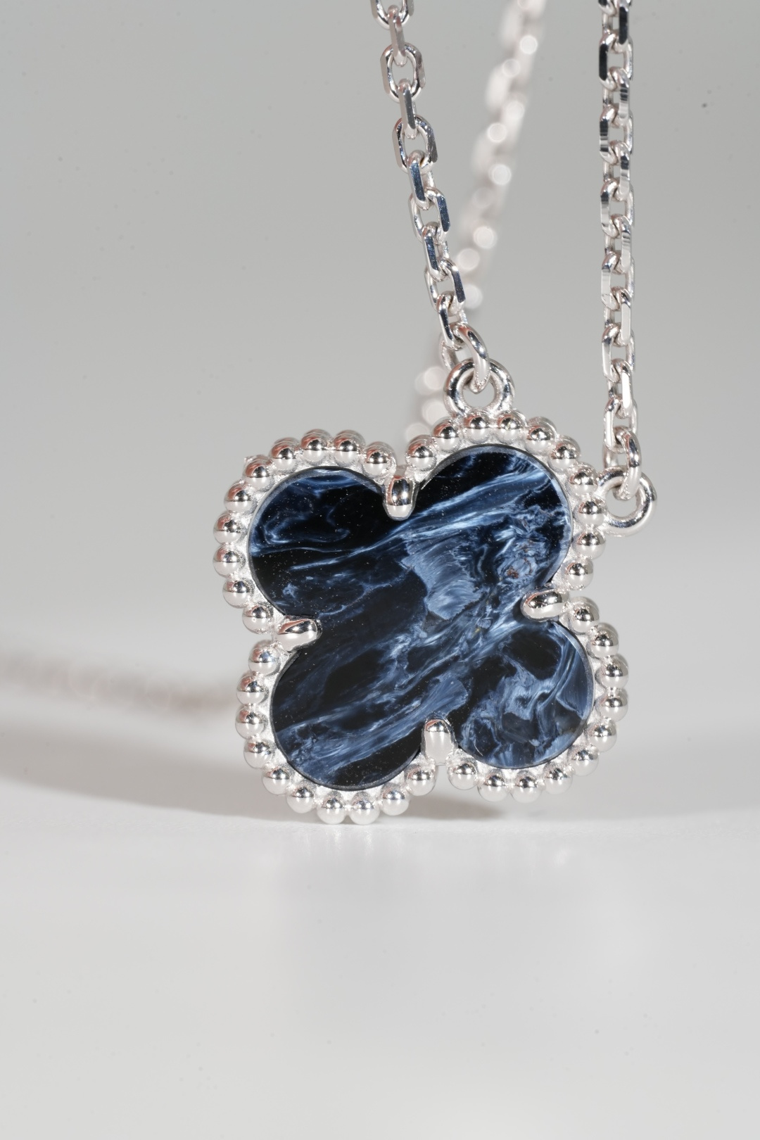 VCA Pietersite Single-Motif Necklace