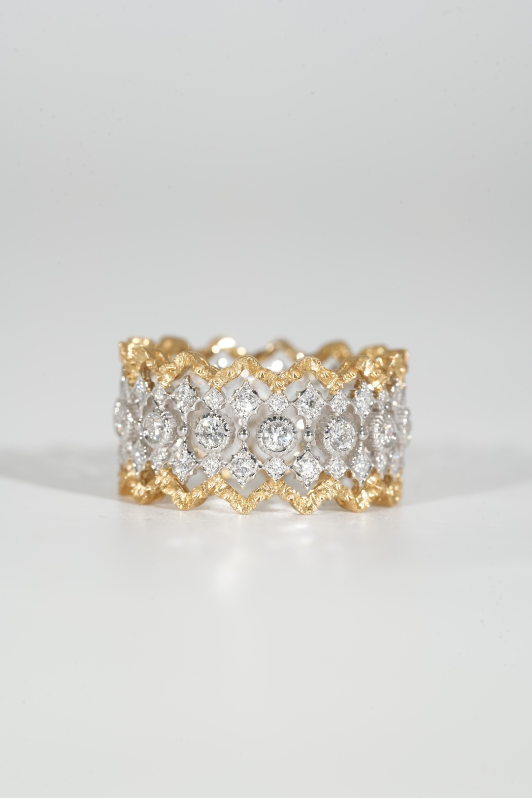 Buccellati Brushed Gold Diamond Band Ring