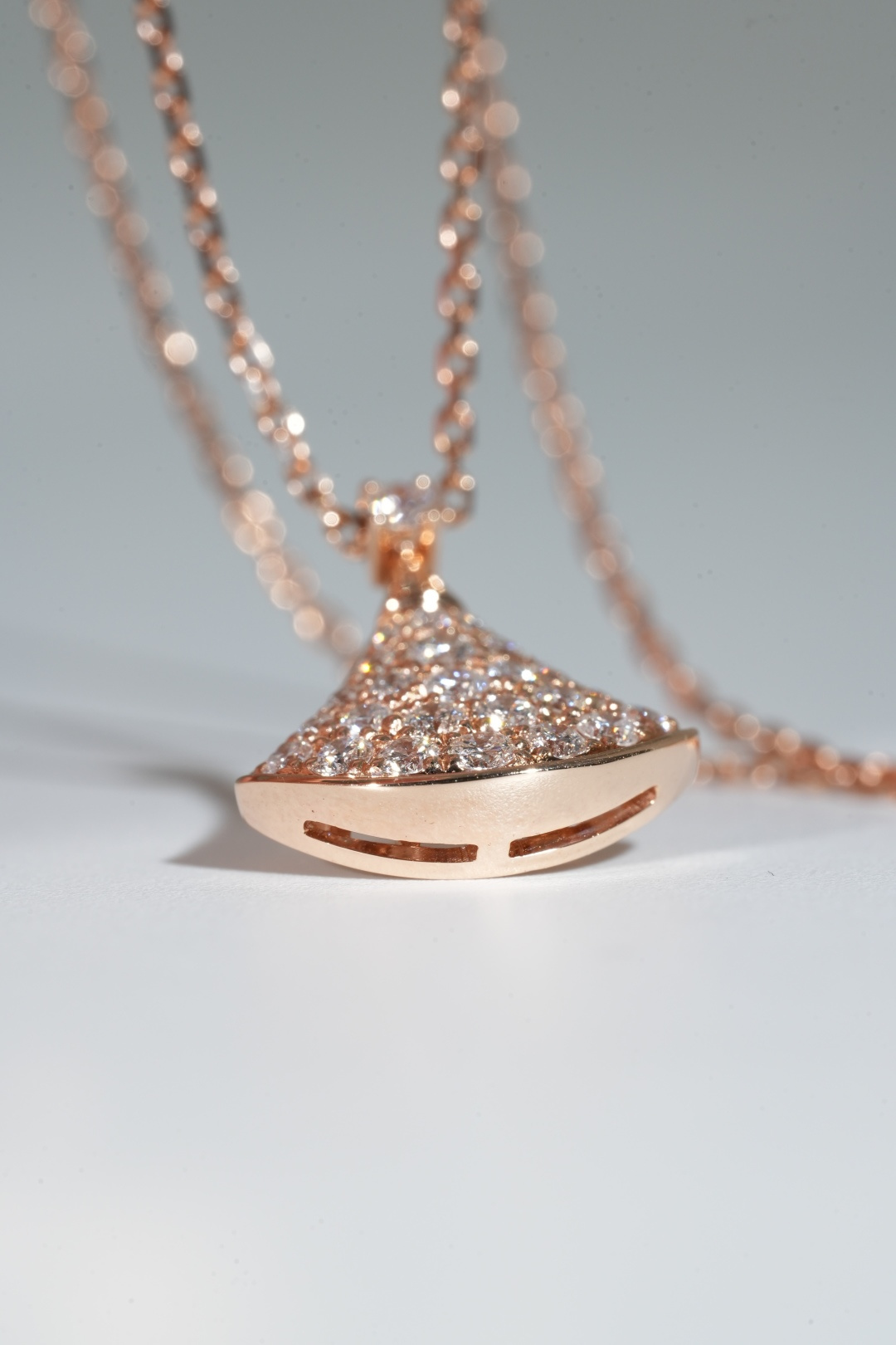 BVLGARI Small Full-Diamond Fan Pendant Necklace