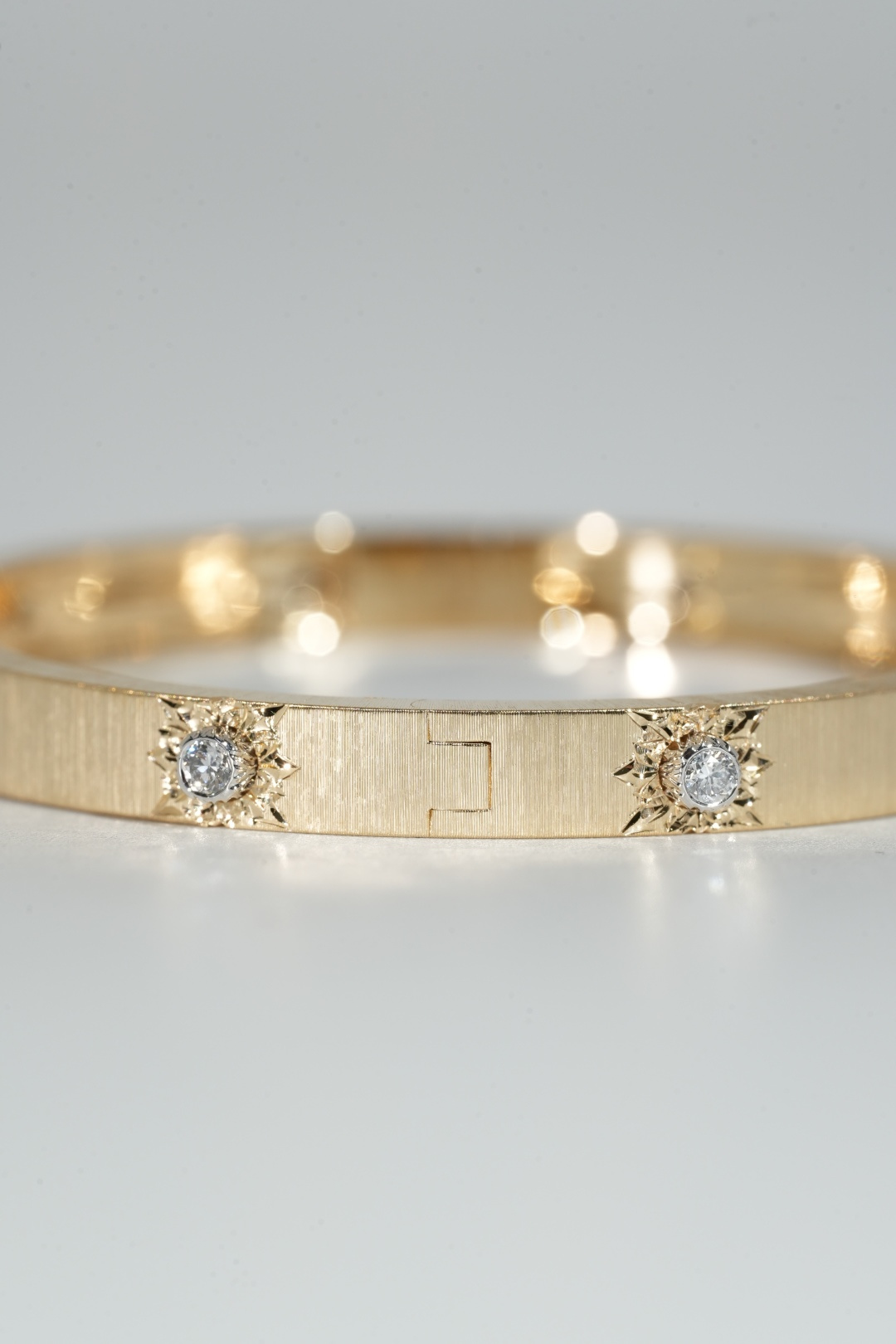 Buccellati Brushed Gold Bangles with Ten Diamonds