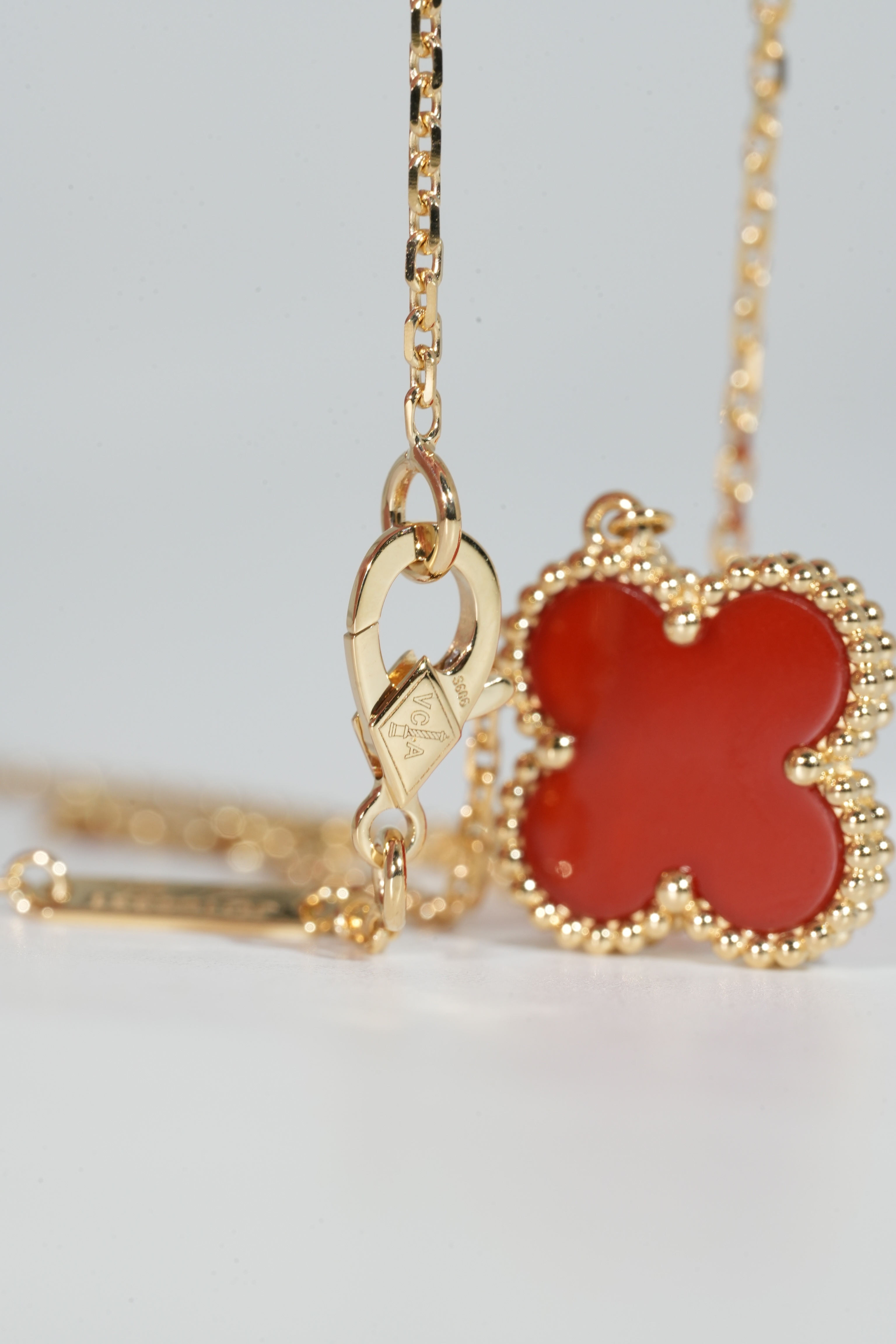 VCA Carnelian Single-Motif Necklace