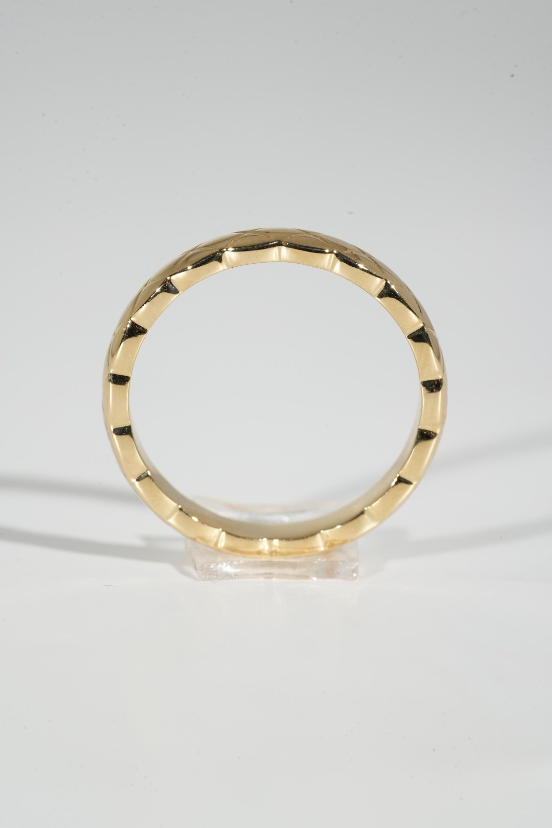 CHANEL Coco Crush Narrow Plain Gold Ring