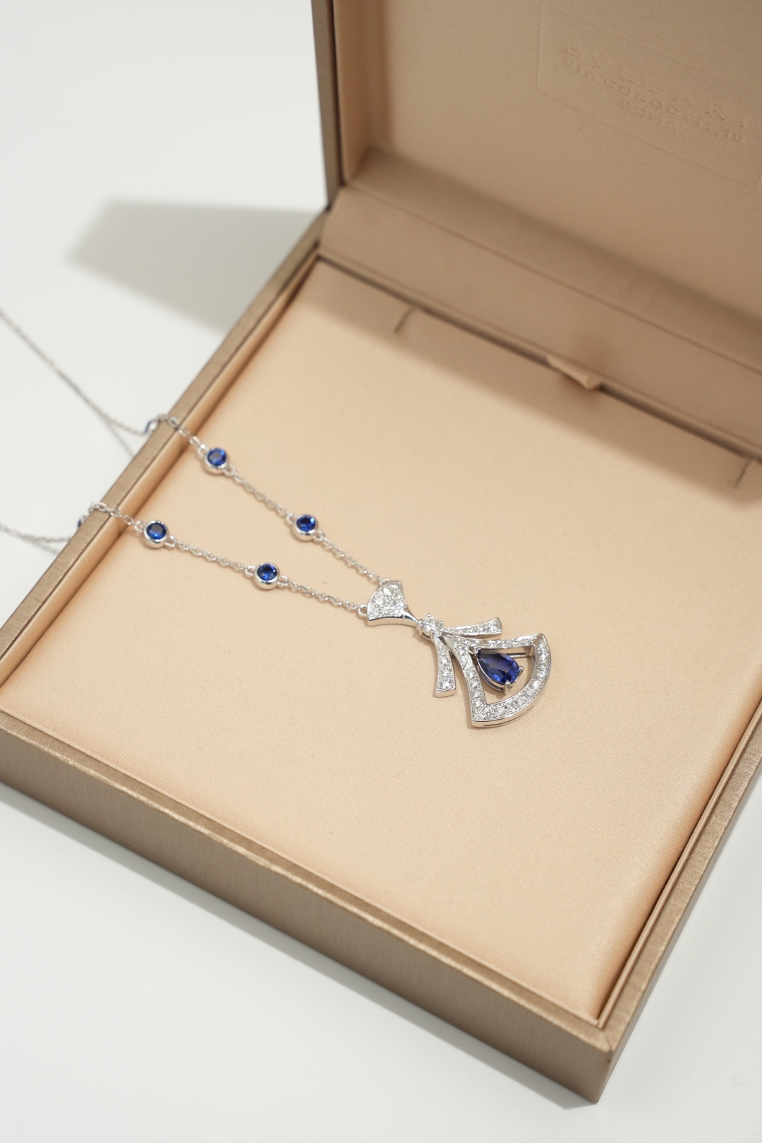BVLGARI Sapphire Fan Necklace