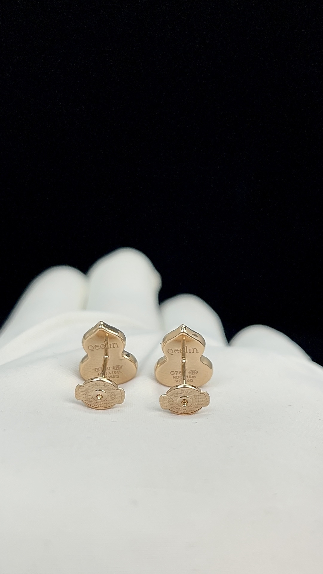 Qeelin Wulu Green Stud Earrings