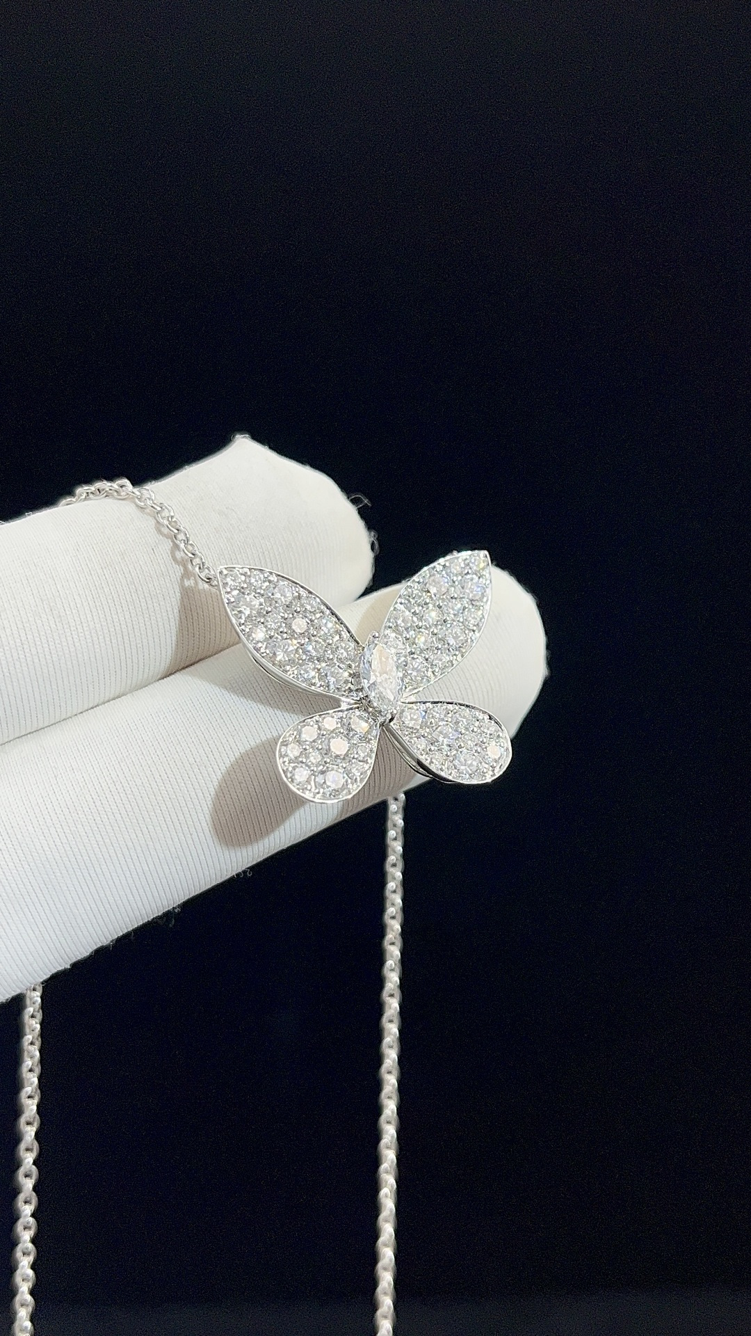 GRAFF Full-Diamond Butterfly Necklace