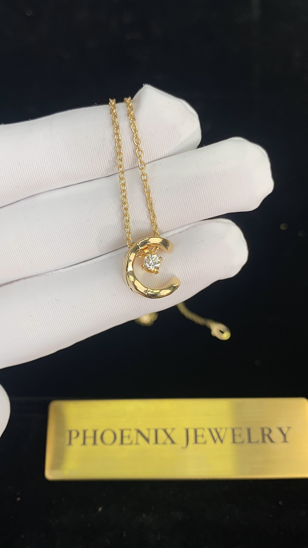 Chanel Coco Crush Ice Moon Necklace (Gold)