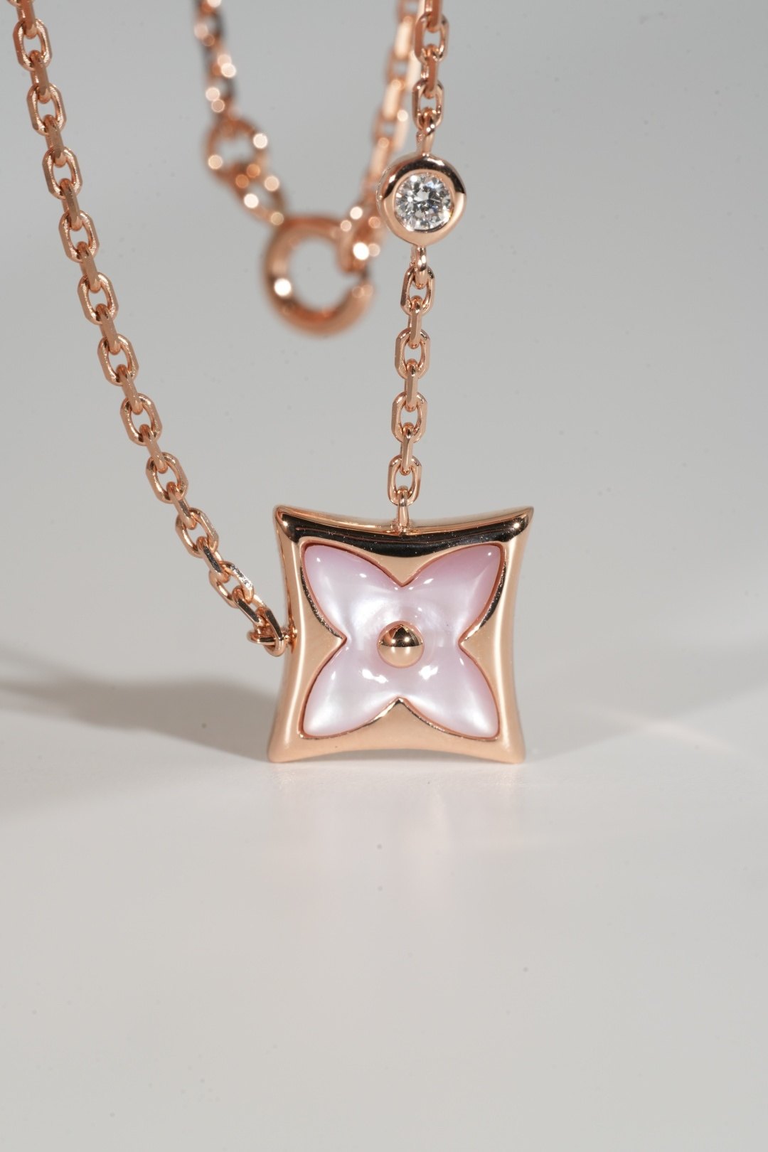 Louis Vuitton Pink Mother-of-Pearl Single-Motif Necklace