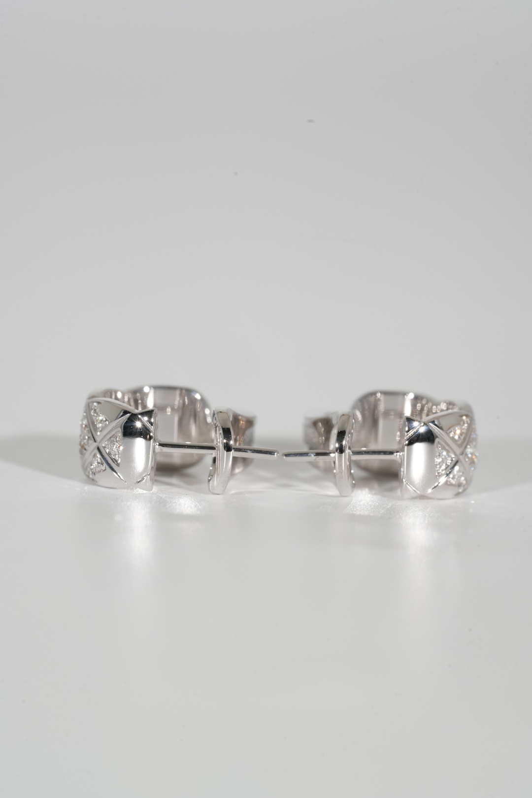 CHANEL Coco Crush Half-Diamond Earrings
