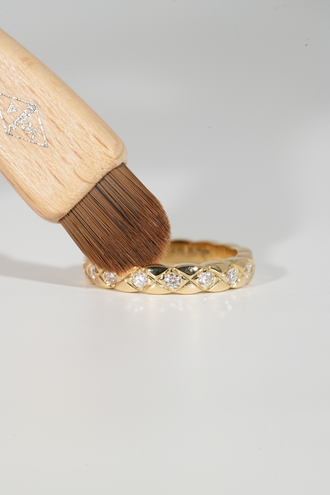 CHANEL Coco Crush Narrow Full-Diamond Ring