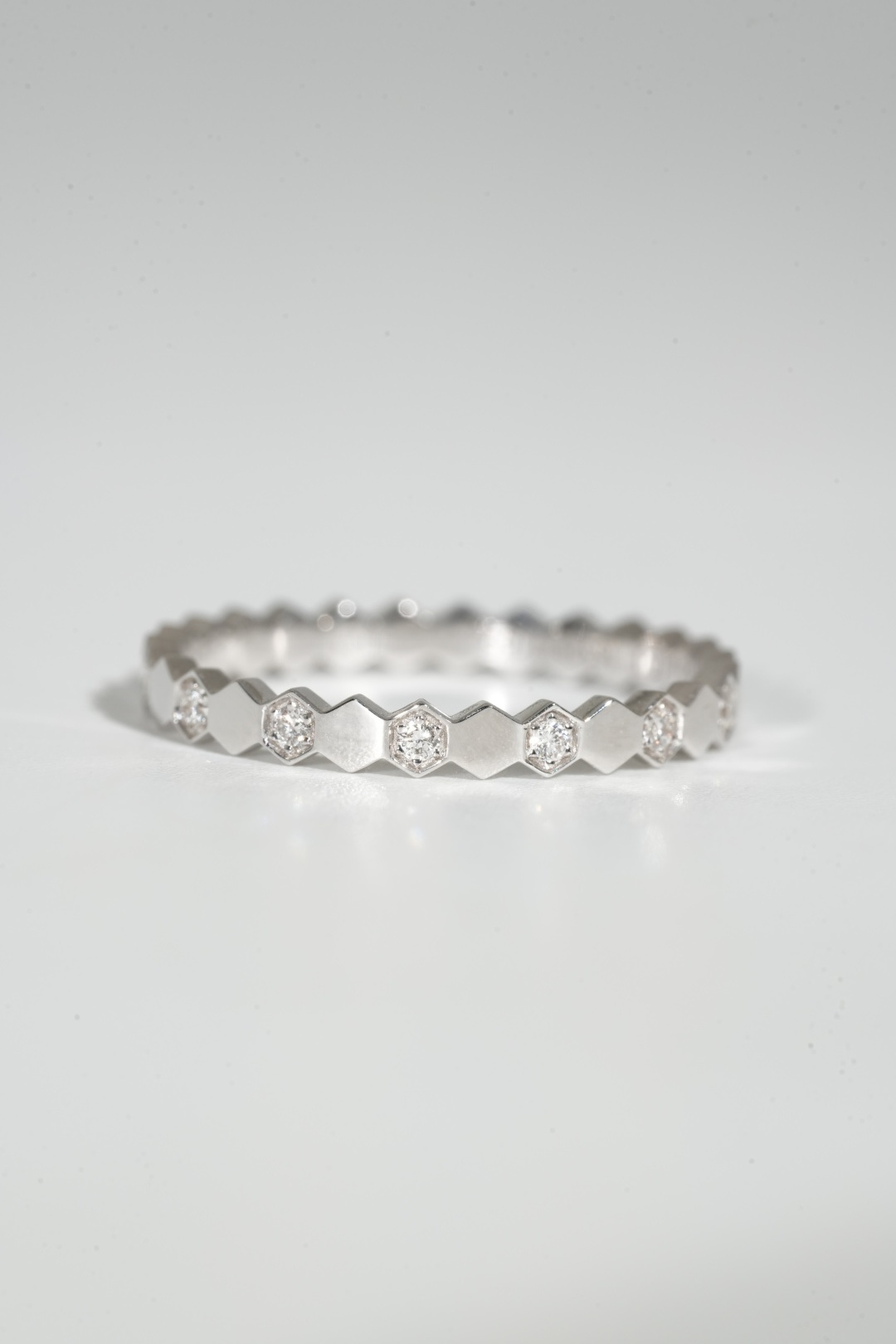 Chaumet Half-Diamond Honeycomb Ring