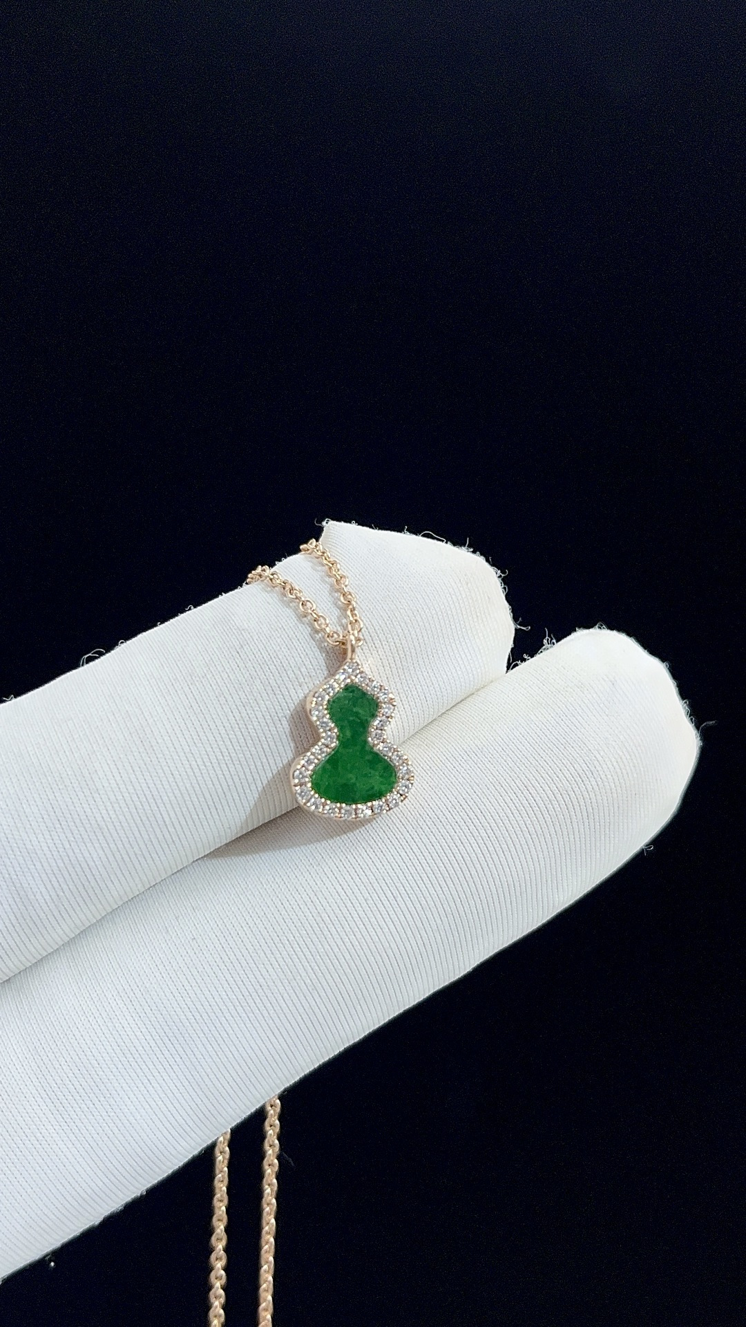 Qeelin Wulu Green Pendant Necklace