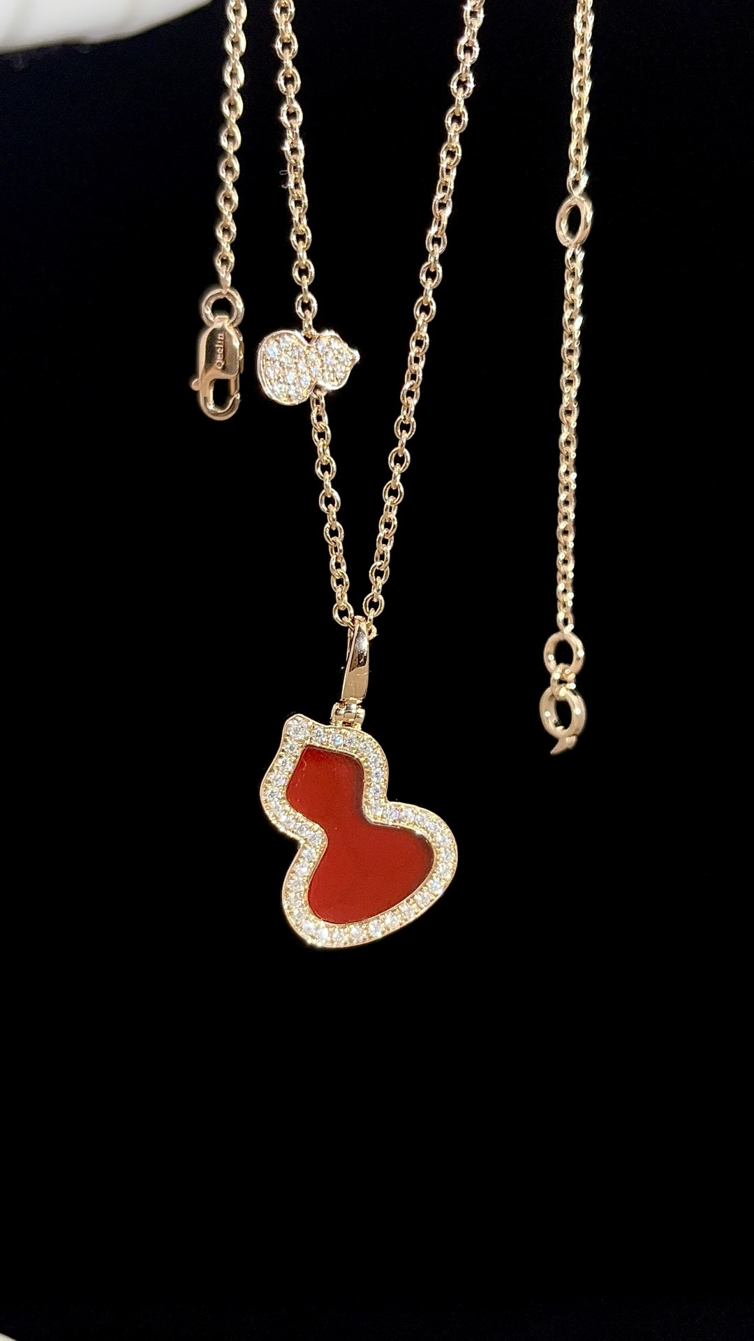 Qeelin Wulu Double-Gourd Necklace