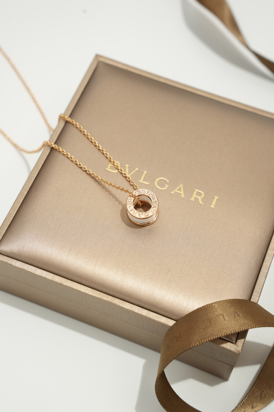 BVLGARI White Ceramic Necklace